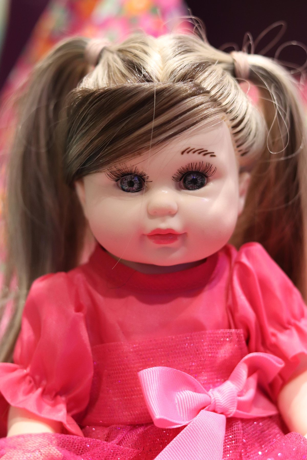 Muñeca con bata de spa incluida en los paquetes con muñeca